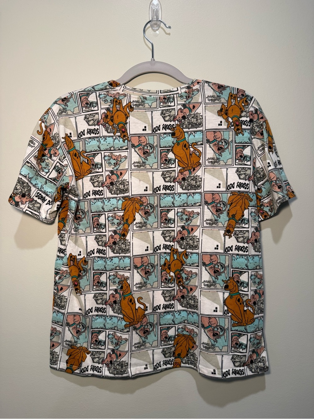 Disney Scooby Doo T-shirt, size small juniors - Picture 7 of 7